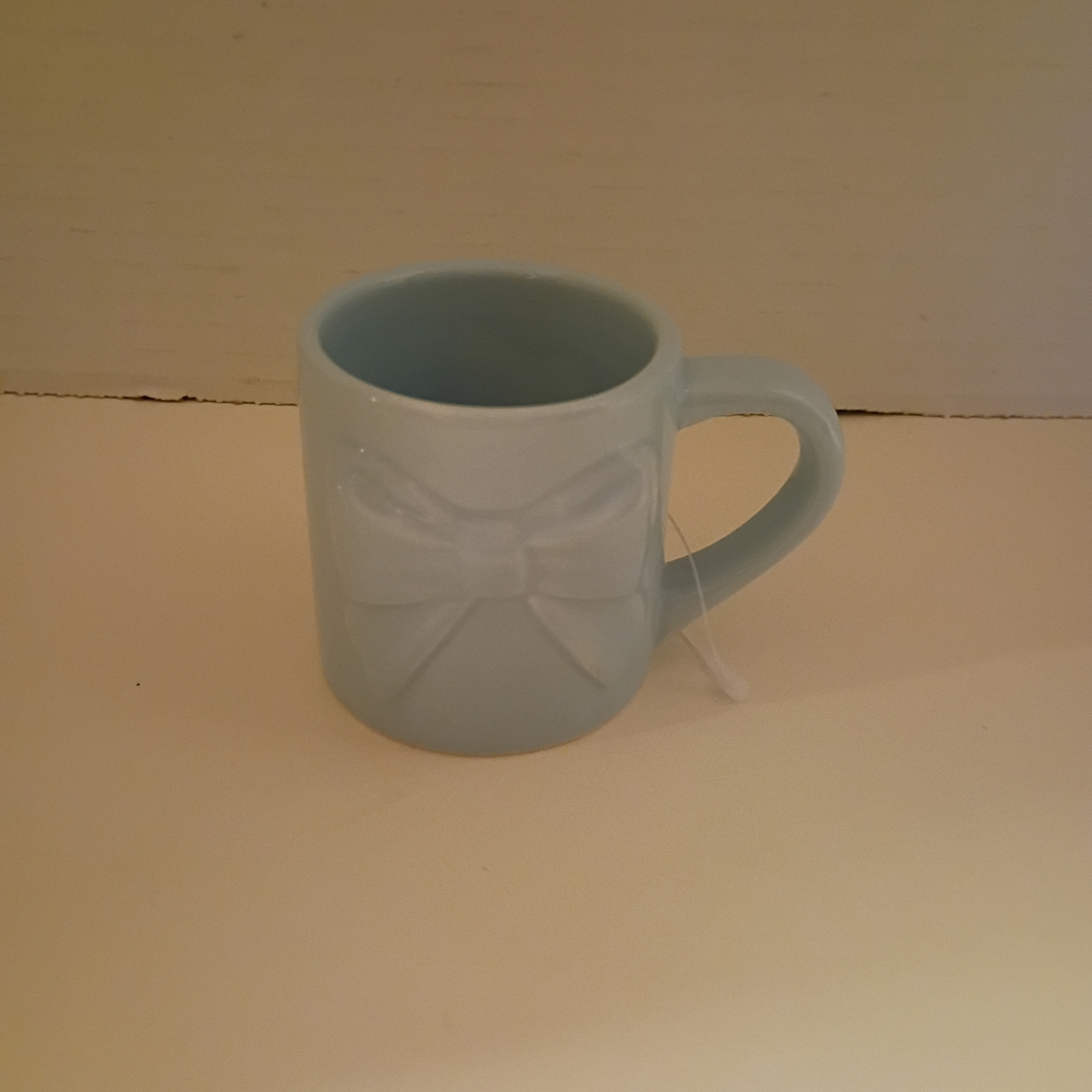 Adorable! Baby Blue Ceramic Bow Mini Cup Toothpick Holder